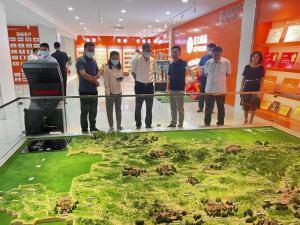 洛陽(yáng)市市委常委、宣傳部長(cháng)王飛蒞臨洛陽(yáng)正大調研
